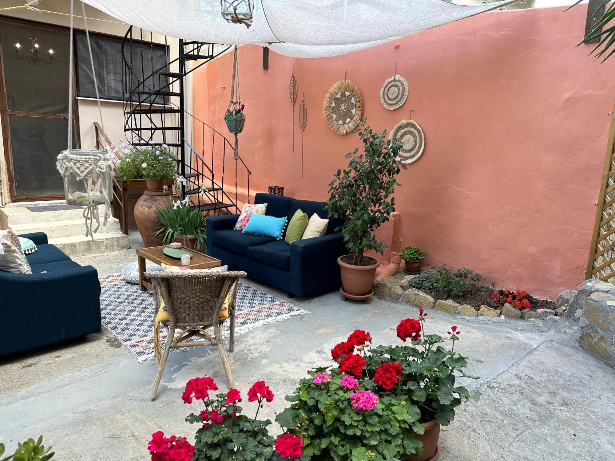 הוילה Corinth Margaret'S House מראה חיצוני תמונה
